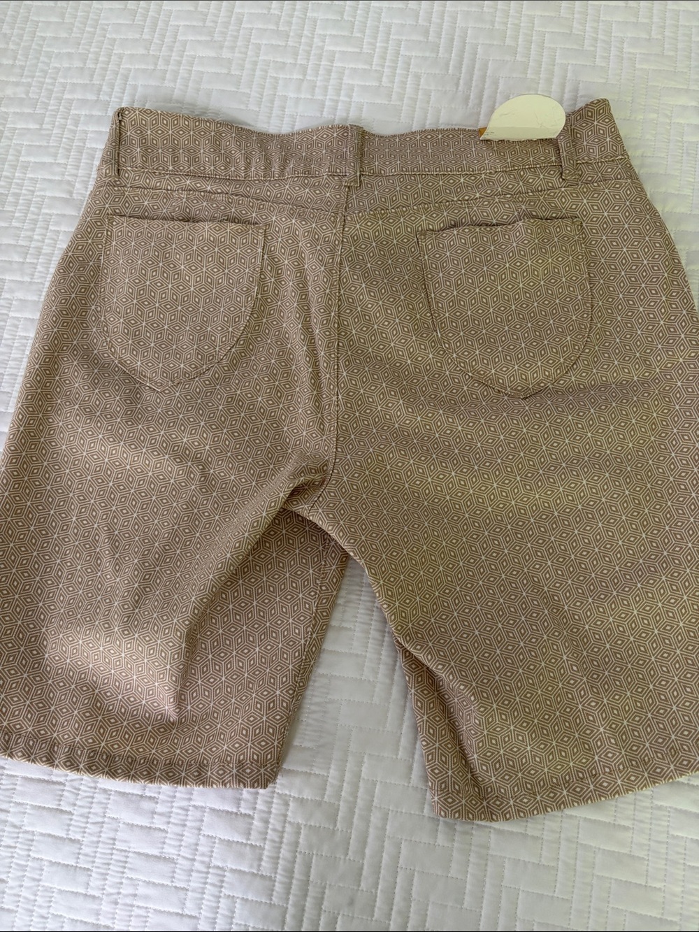 Beige Geometric Pattern Shorts - Picture 4 of 10